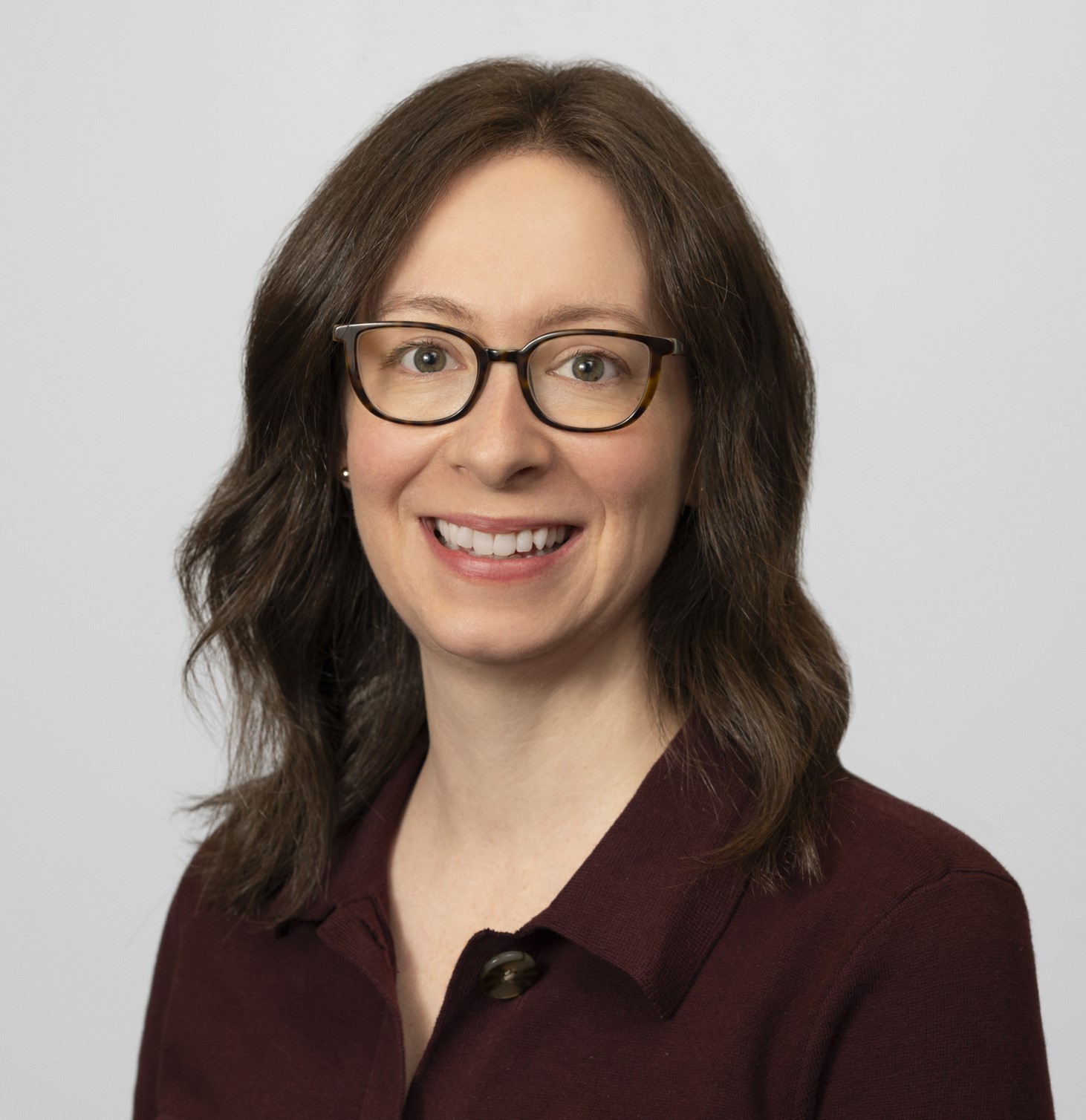 Lori Parmet headshot