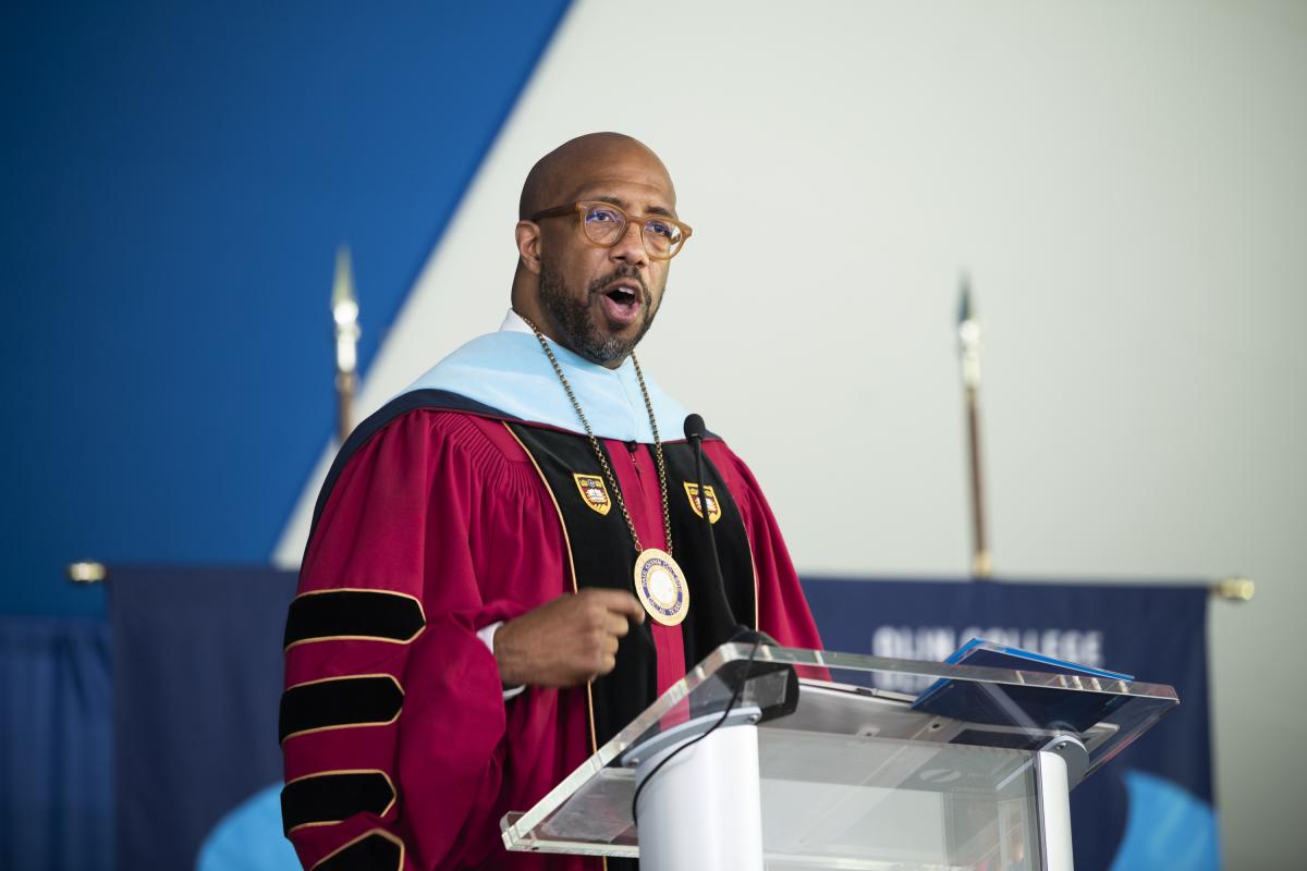 Dr. Michael J. Sorrell, President of Paul Quinn College, speaks as Olin’s featured 2022 Commencement speaker. Dr. Michael J. Sorrell, President of Paul Quinn College, speaks as Olin’s featured 2022 Commencement speaker.