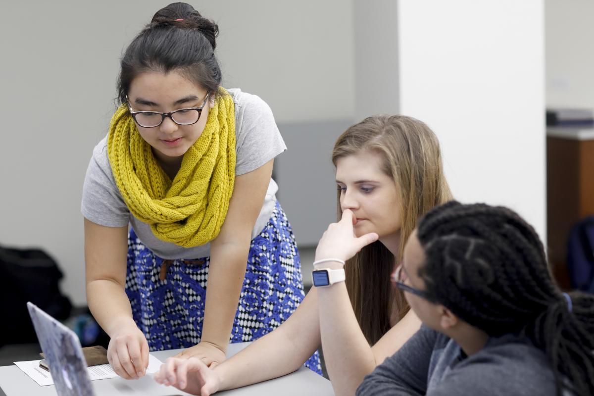 Emily discusses Arduino code with students while teaching a Computing Everywhere workshop at Northwestern University (Spring 2017). Emily discusses Arduino code with students while teaching a Computing Everywhere workshop at Northwestern University (Spring 2017).