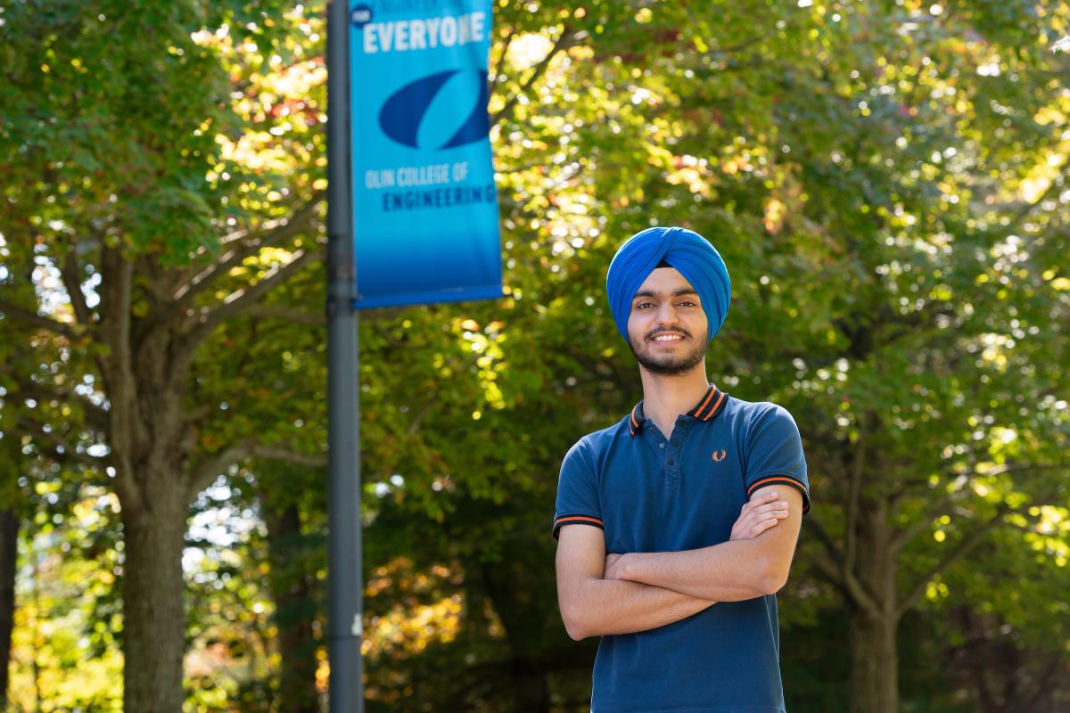 Anmol Sandhu '25