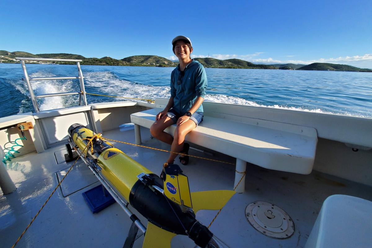 Amy Phung'21 image with yellow glider Amy Phung'21 image with yellow glider