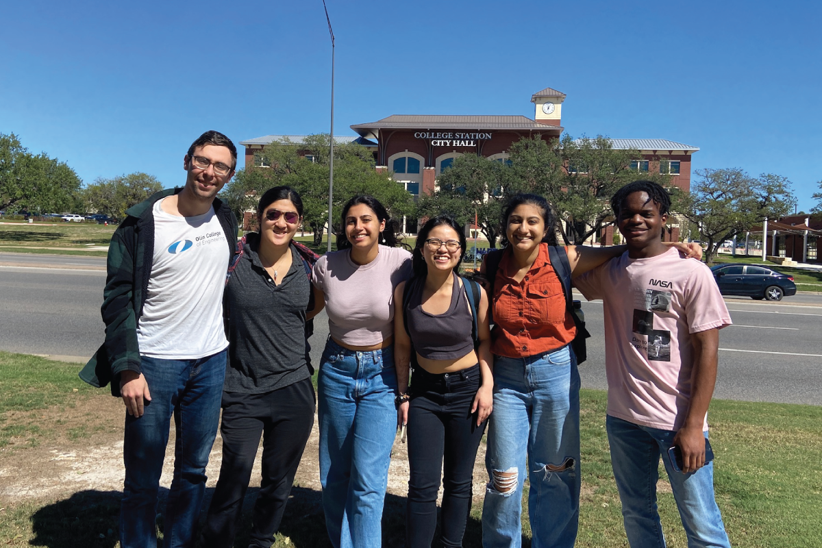 FIE Group Photo FIE Group Photo - 6 students outside College Station City Hall