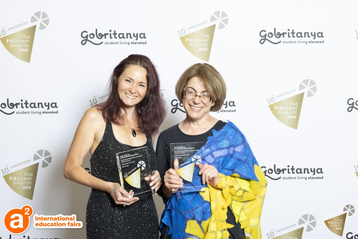 Olin faculty Yevgeniya V. Zastavker and Alexandra Vacroux, vice president for strategic engagement at Kyiv School of Economics, pose for a photo at the 2026 PIEoneer Awards in London, England.