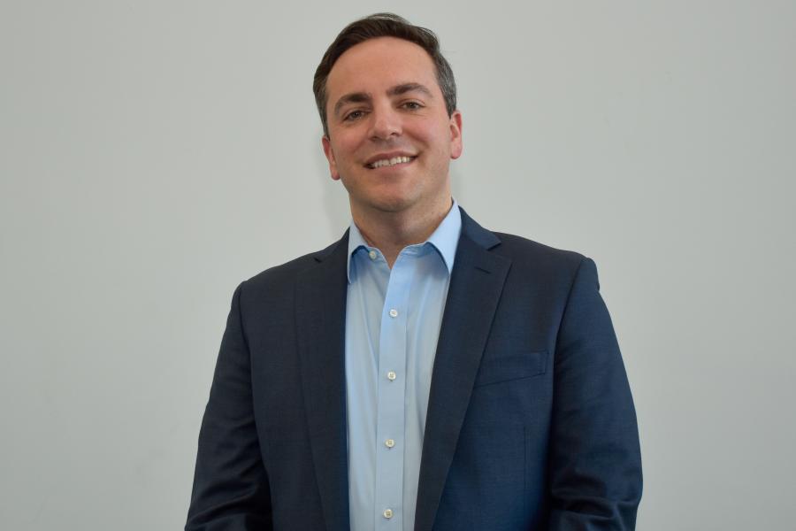 A photo portrait of Andrew Coole