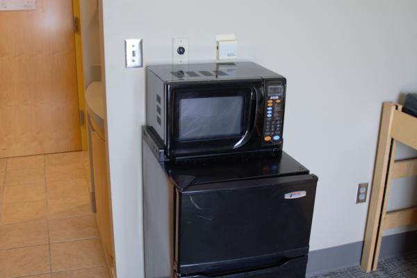 microwave-fridge unit 