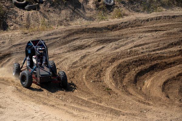 Olin Baja SP 25 - Baja car on a turn